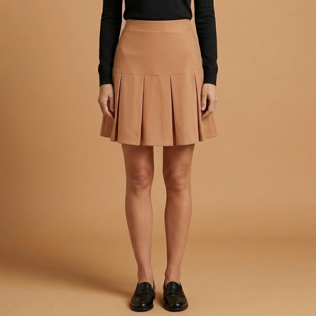 Women’s Pleated Skirt with Flowing Fabric and Tailored Fit