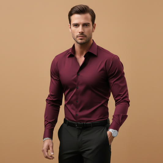 Men’s Fitted Shirt with Structured Collar