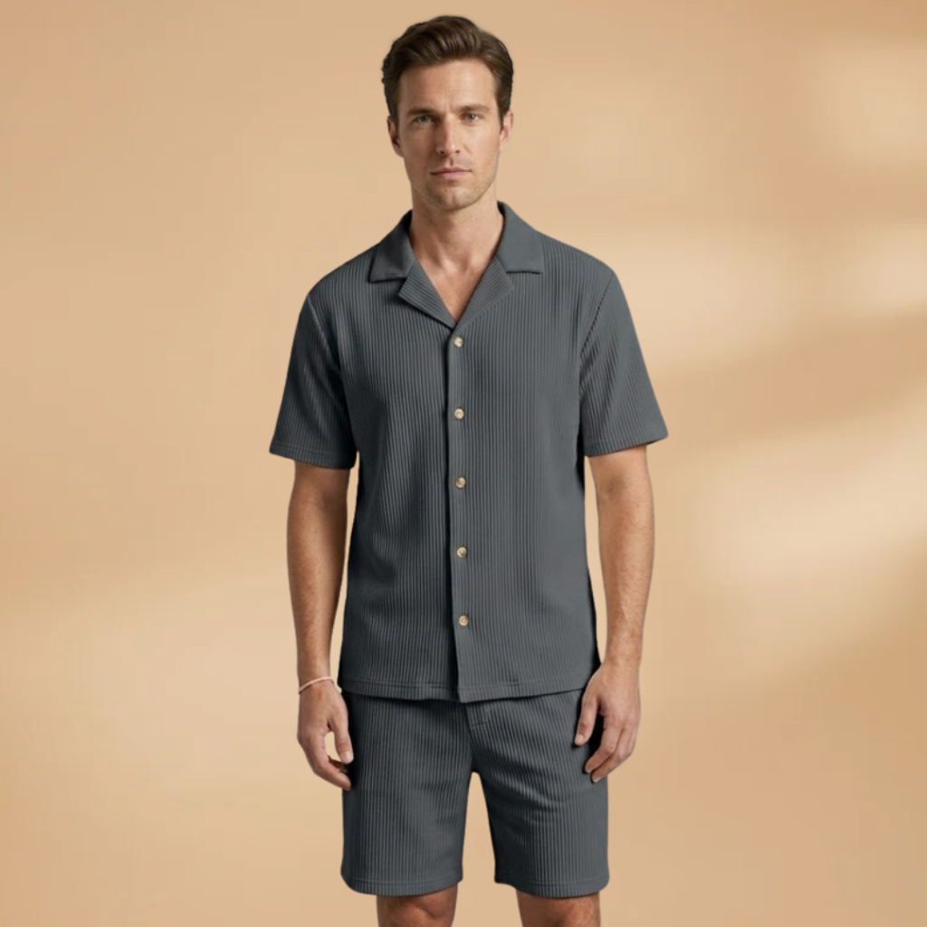Men’s Summer Set with Button-Down Shirt and Loose-Fitting Shorts