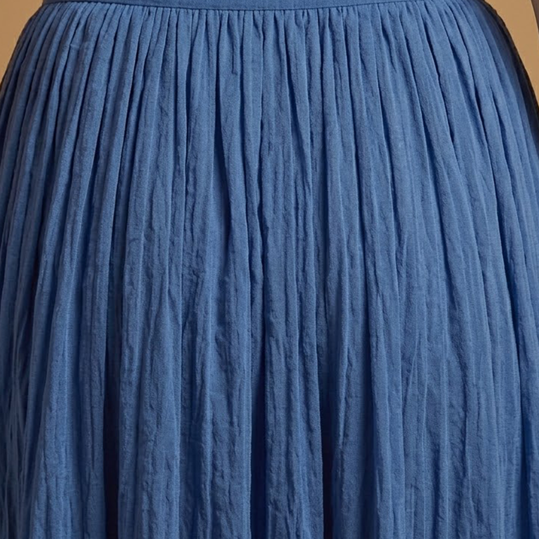 Women’s Long Skirt with Flowing Cut and Simple Drape