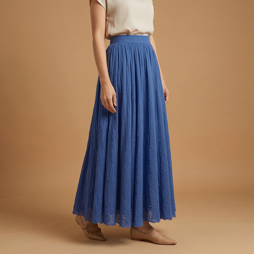 Women’s Long Skirt with Flowing Cut and Simple Drape